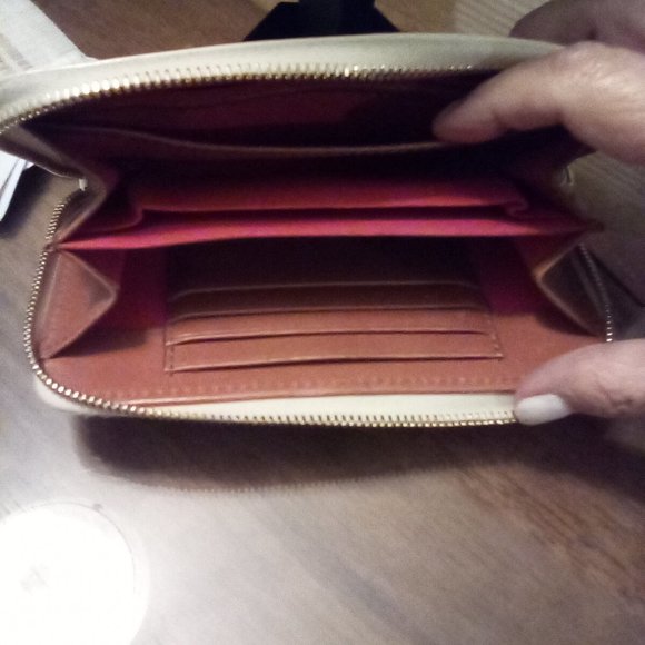 Wallet - Picture 2 of 2